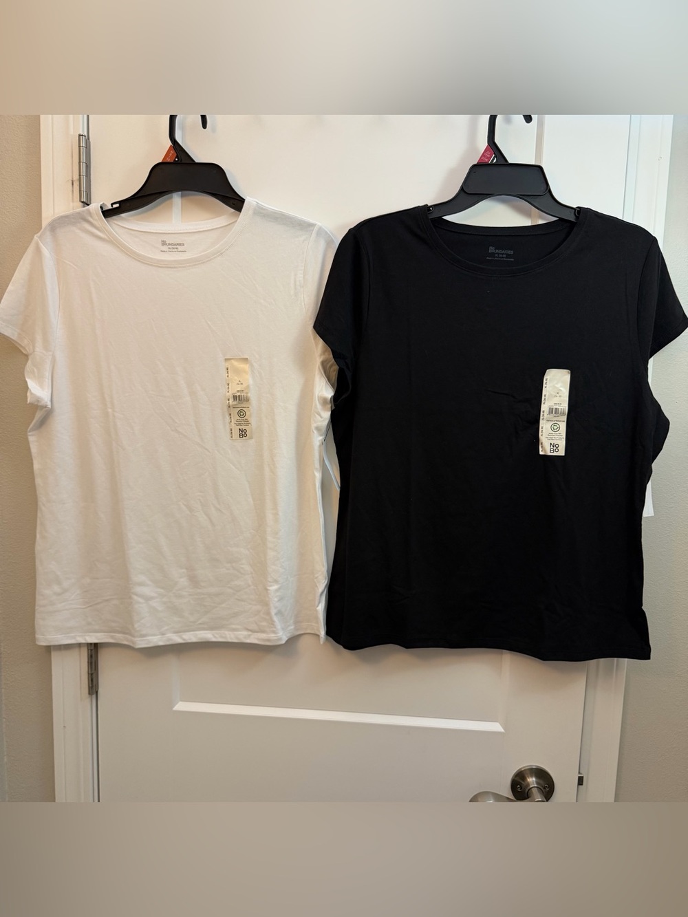 No boundaries Short-Sleeve Crew Neck Tee Duo - Black & White